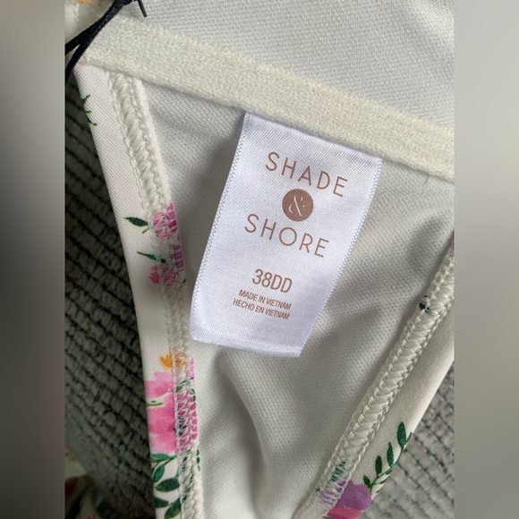 Shade & Shore Cream Pink Ruched Bustier Swim Top - Picture 3 of 4